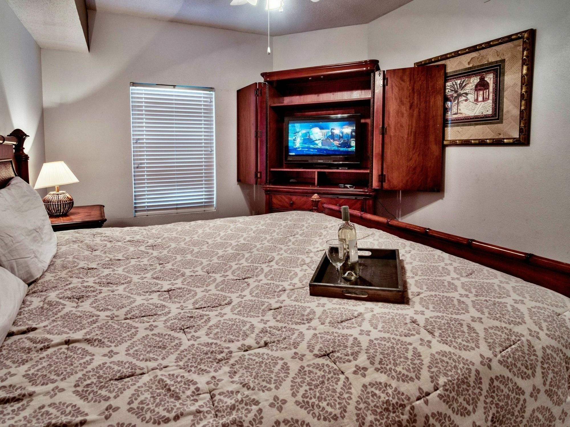 Majestic Tower 2 2207 280627 By Redawning 3*