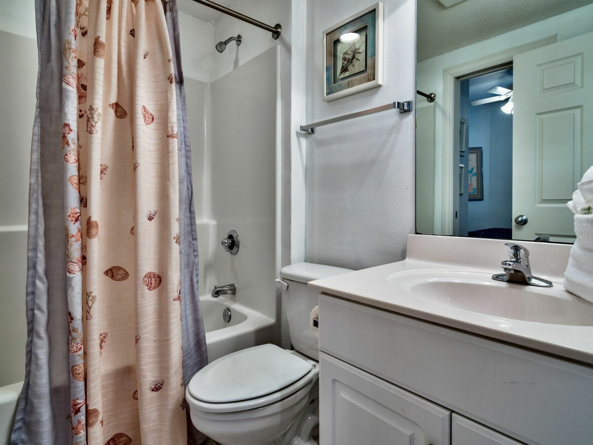 Majestic Tower 2 2207 280627 By Redawning Hotel Panama City Beach